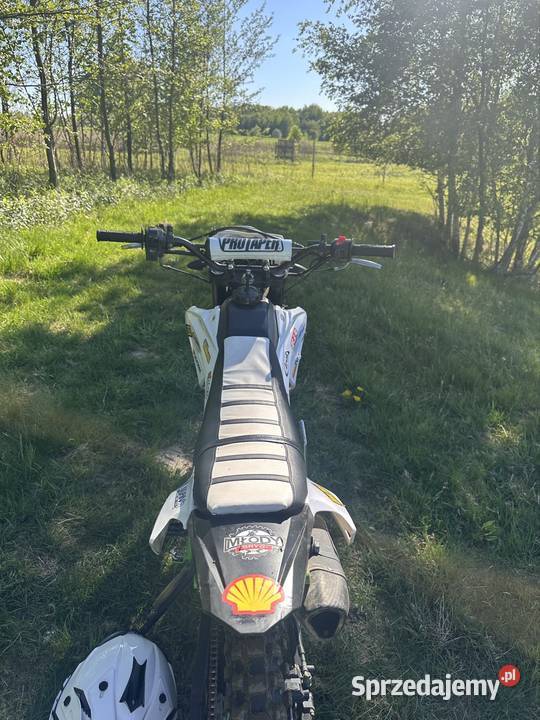 Defender 150 kupiony w Polsce Wiewiórka