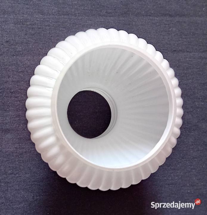 Kenelowany klosz lampy Aladyn szkło warstwowe Śr wielkopolskie Koźminek