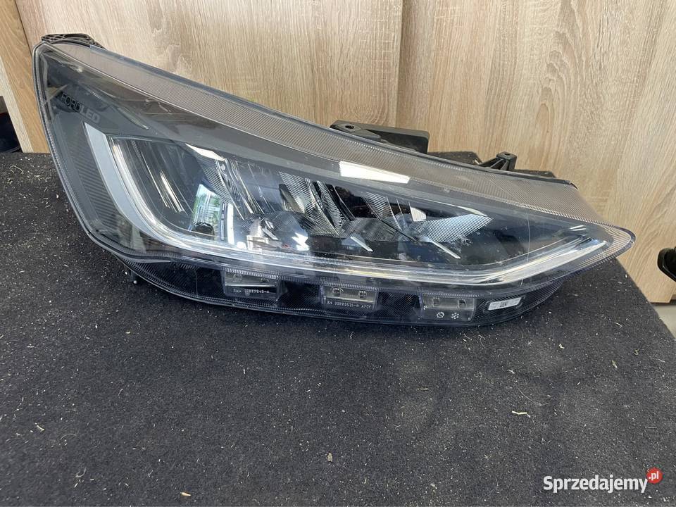 Ford Focus mk4 lift reflektor prawy przód