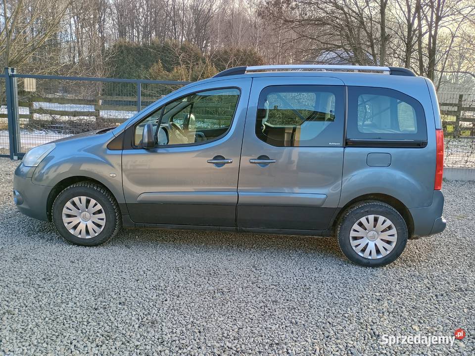 Citroen Berlingo 16 Hdi 2010r 90 koni z Samochody osobowe Hajduki Nyskie