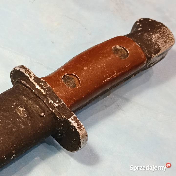 Rekwizyt bagnet Angielski 1907 z Łódzkiej Łódź