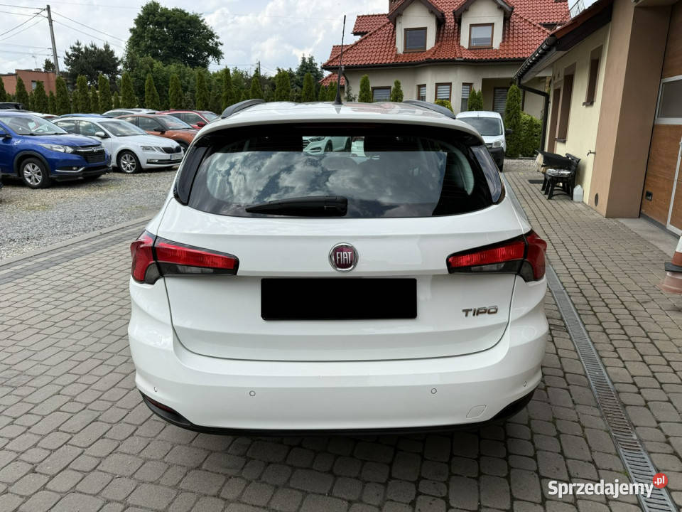 Fiat Tipo Rezerwacja II 2016 Orzech