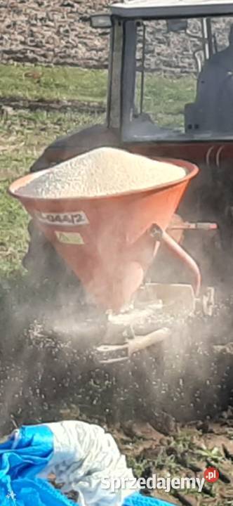 Rozsiewacz nawozów Sipma N0442 lejek Kębliny sprzedam