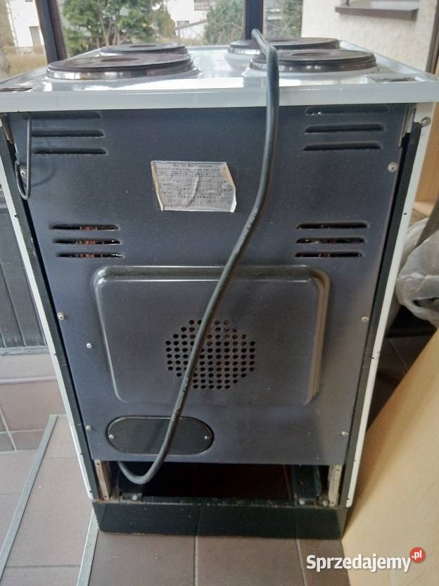 Kuchnia elektryczna z piekarnikiem Kobylnica sprzedam