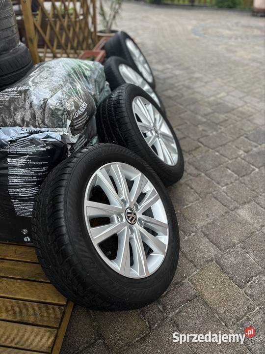 Felgi Oryginalne VW Caddy z oponami 20555R16 Wrocław