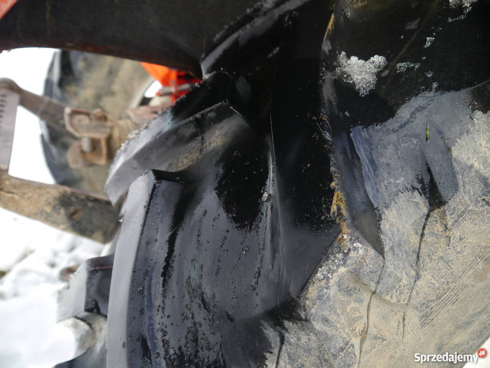 Sprzedam ciągnik Ursus 4514 Czerwienne