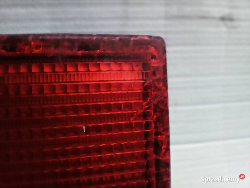 Seat Toledo I 1 lampa tył tylna prawa w klapę Sieradz sprzedam