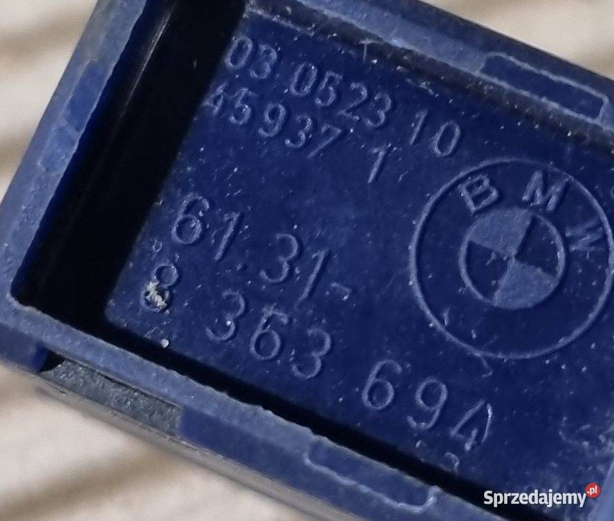 Przycisk guzik ASC BMW E38 8363694 pomorskie Bolesławice