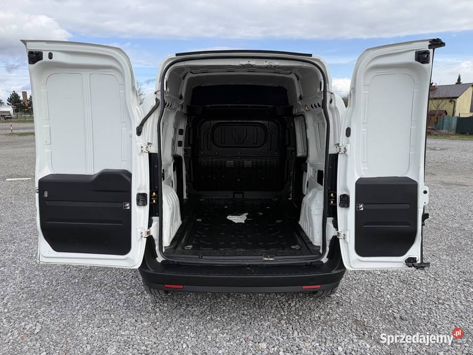 Opel Combo 16 6 biegówMAXIWysokiKLIMASalon Łuków