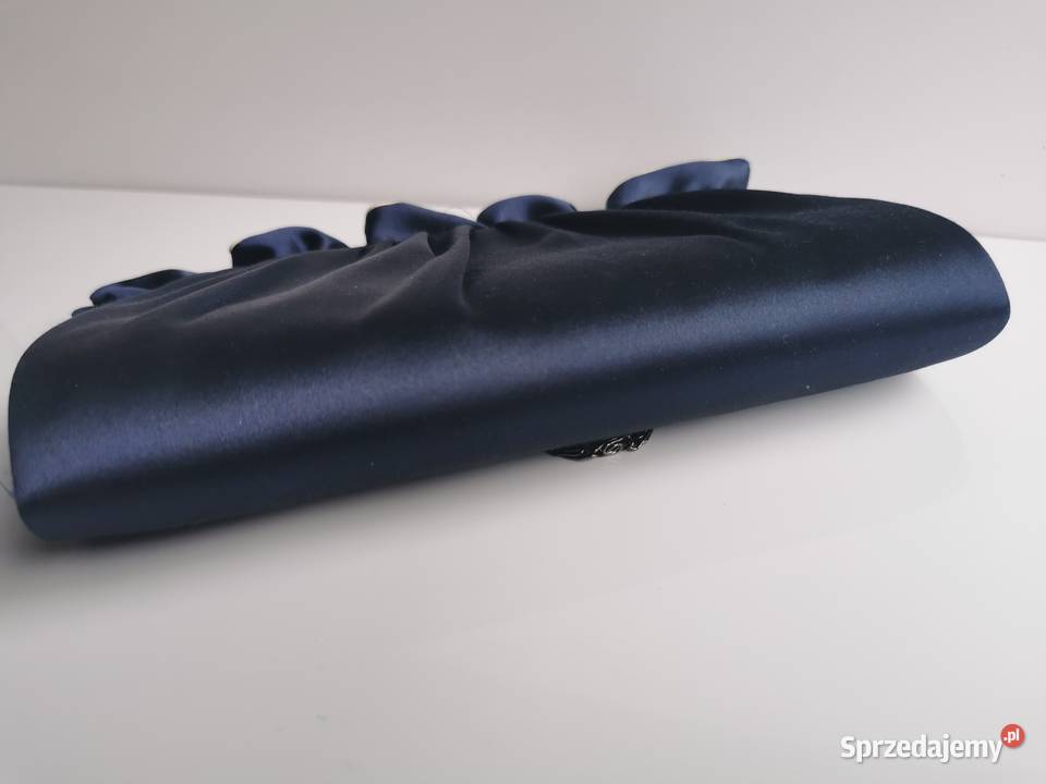 kopertówka satynowa na łańcuszku Lublin