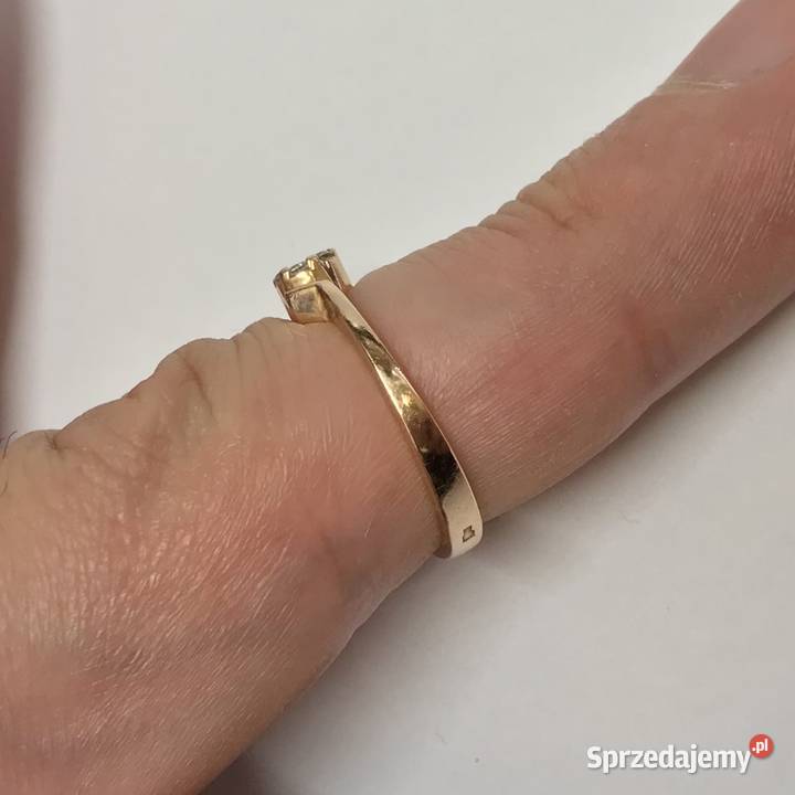 Złoty pierścionek 14K różowe złoto 585 diamenty Warszawa sprzedam
