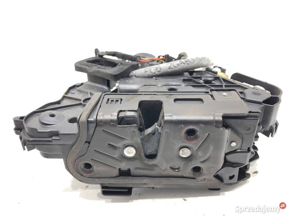 ZAMEK DRZWI LEWY PRZÓD VW TROC Crossover