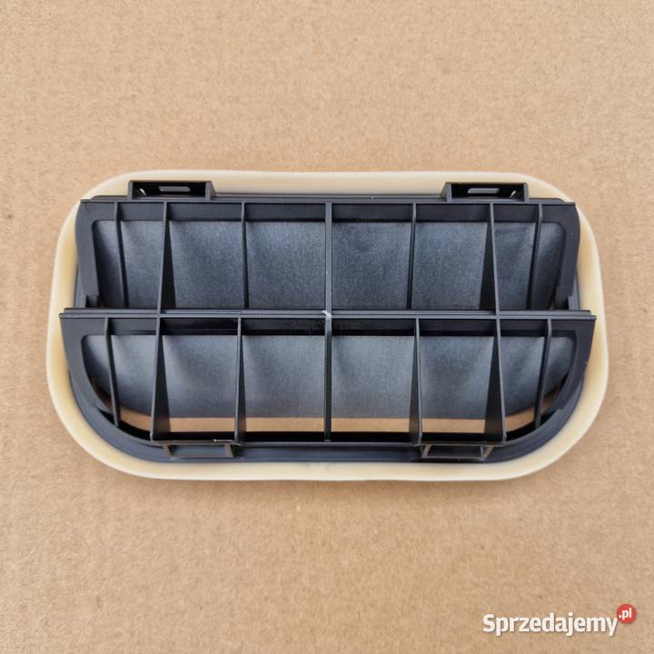 VW CADDY 3 III TOUAREG KRATKA WENTYLACUJNA TYŁ Bieleń sprzedam