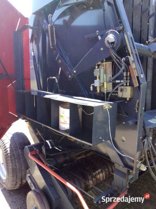 Prasa RIVIERRE RV186L nieuszkodzony Rolujące (belujące) Mzurki sprzedam