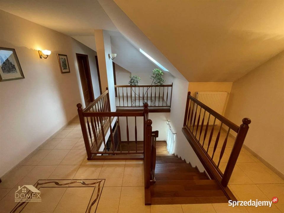 sprzedaży domu wolnostojącego 250m2 Skoczów do zamieszkania