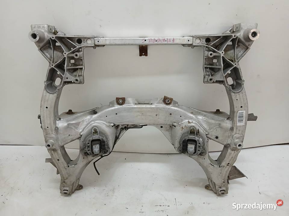 SANKI PRZEDNIE PRZÓD BMW F10 F11 20 D 6796692 Strzyżewice sprzedam