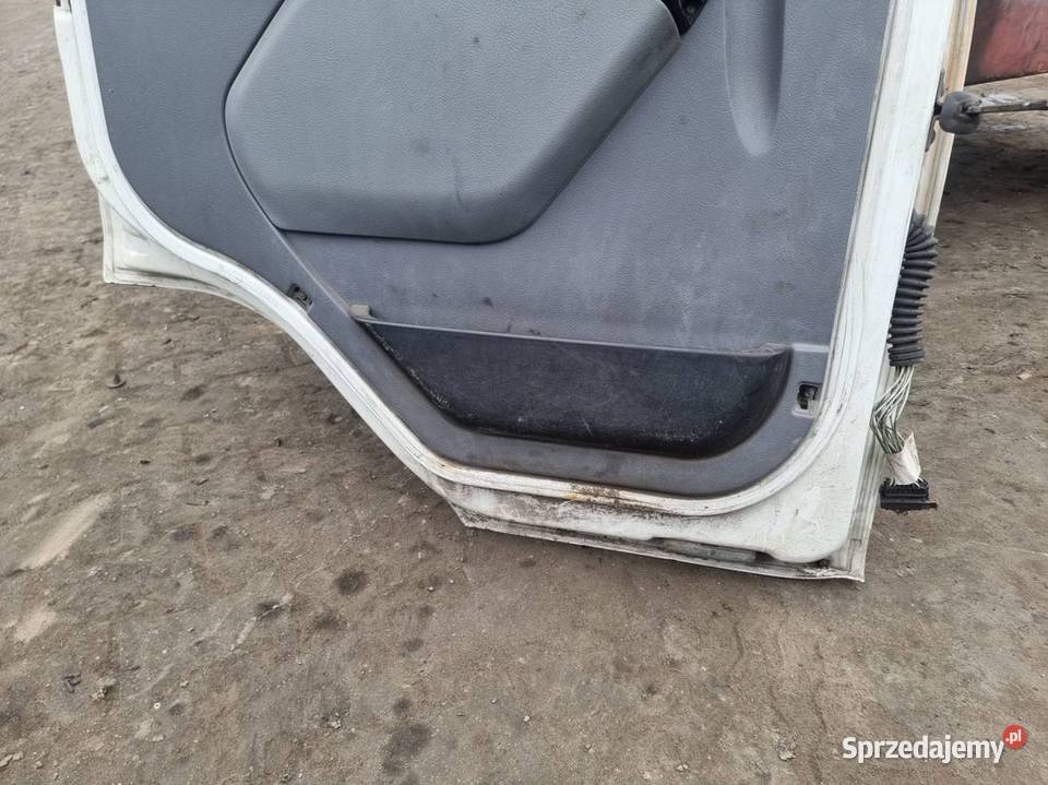 DRZWI LEWE PRZÓD RENAULT PREMIUM 27019 osobowe Lipno