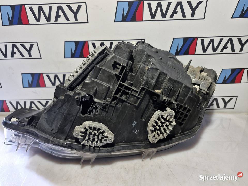 7498946 BMW F30 F31 LAMPA REFLEKTOR PRZEDNIA
