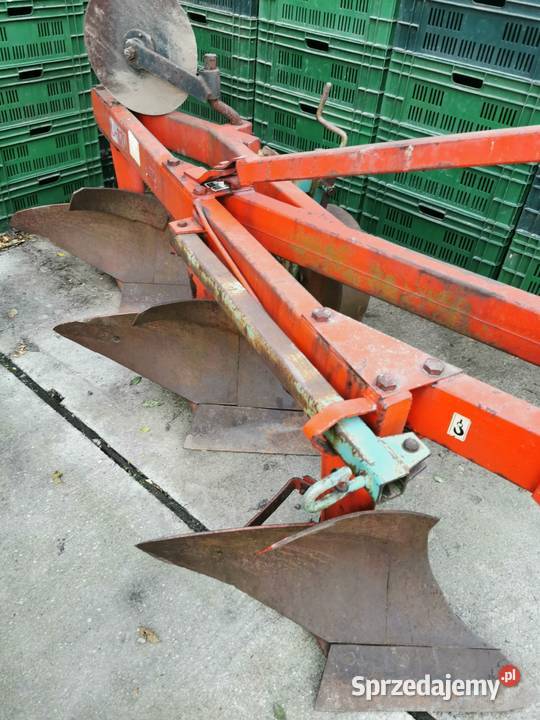 Sprzedam pług 3 skibowy zagonowy Krośniewice