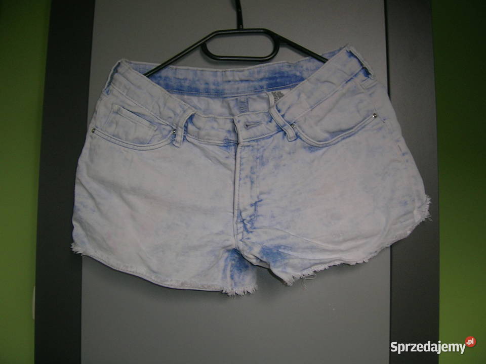 Spodenki jasnoniebieskie Czarna sprzedam