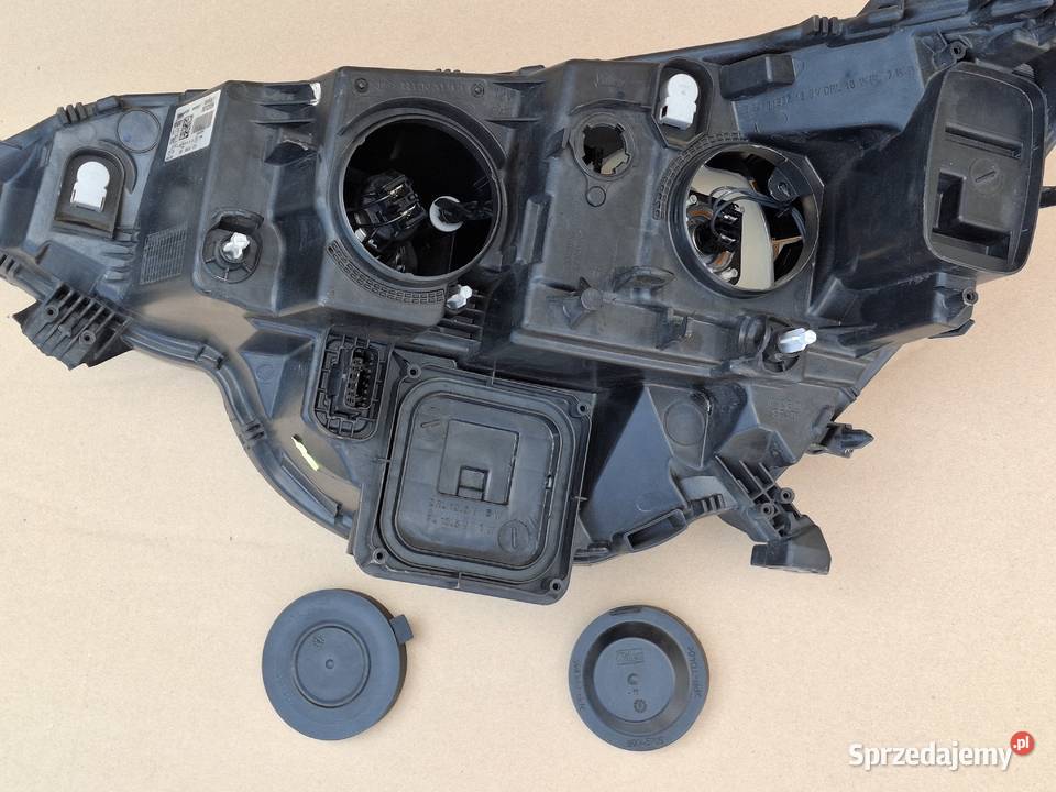 RENAULT MEGANE IV 4 REFLEKTOR PRAWY LAMPA PRAWA