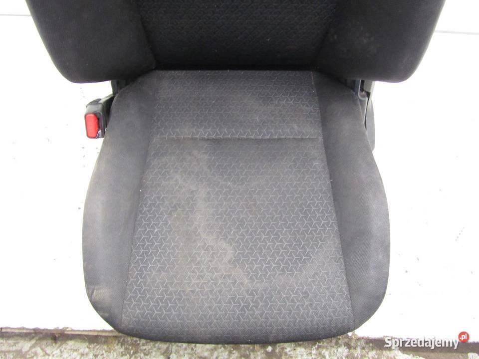 FOTEL KIEROWCY LEWY PRZÓD SUZUKI SWIFT VI MK8 osobowe Fotele i kanapy