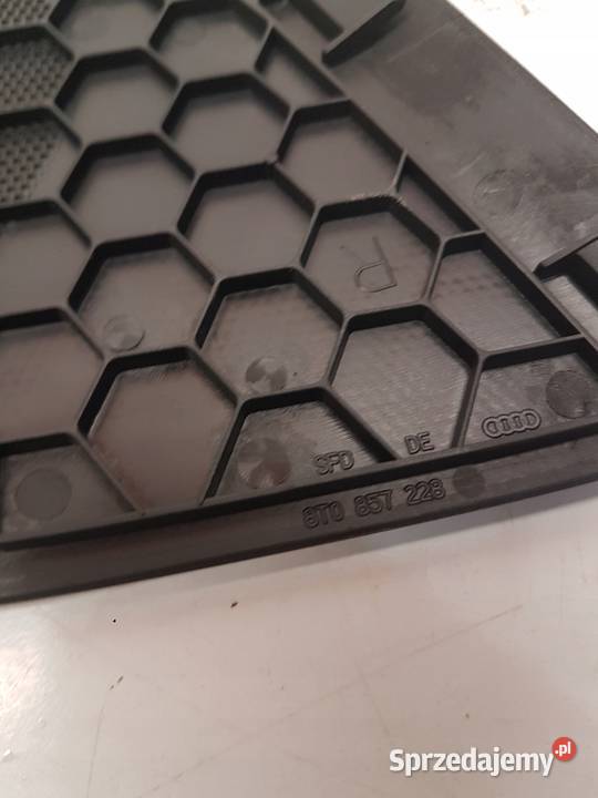 MASKOWNICA GŁOŚNIKA AUDI A5 A4 B8 8T0857228 Osłony i zaślepki Przystajń