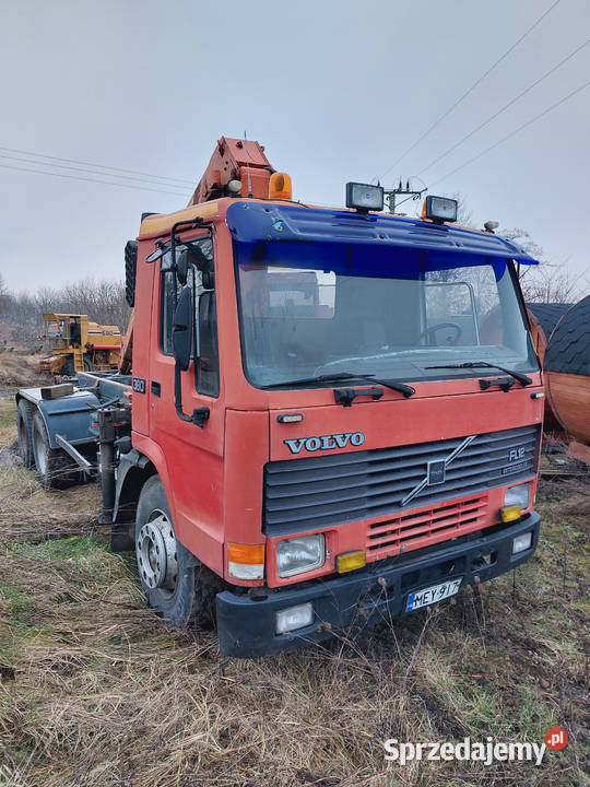 Volvo FL12 z hds z żurawiem podnośnik lubelskie Rejowiec Fabryczny sprzedam