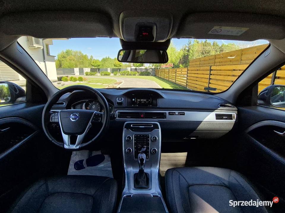 Volvo V70 D4 automat MOMENTUM VAT marża