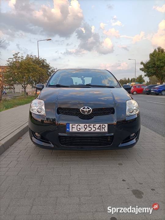 TOYOTA AURIS 14 benzyna 2008 prywatne Auris Gorzów Wielkopolski