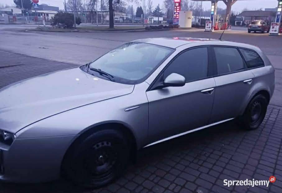 Alfa Romeo sportwagon 159 stan Myszków