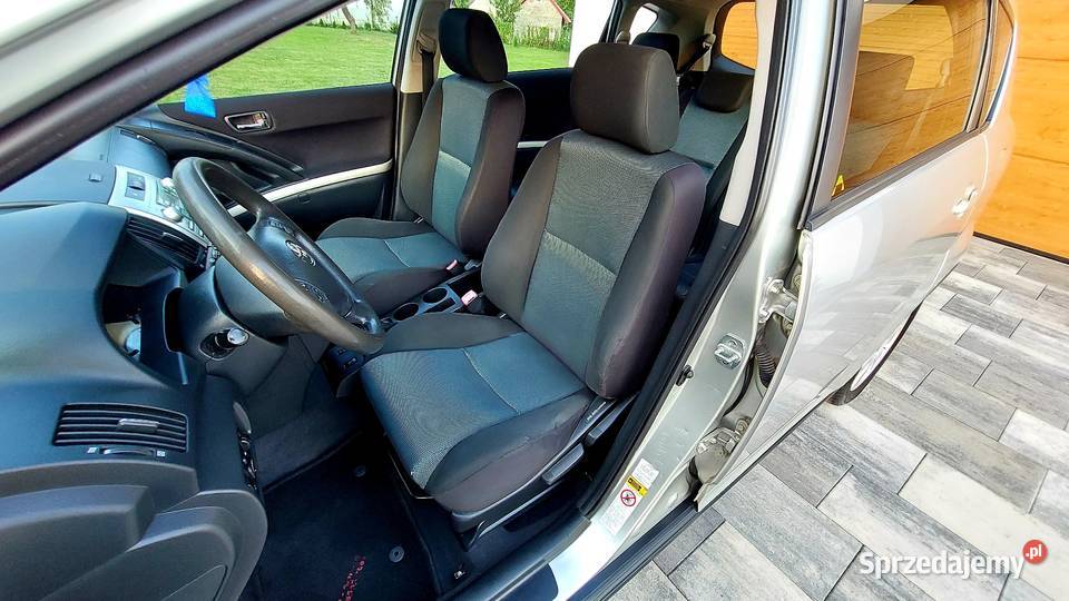Toyota Corolla Verso 16 VVTi 110 zadbana 7 osób manualna Corolla Verso