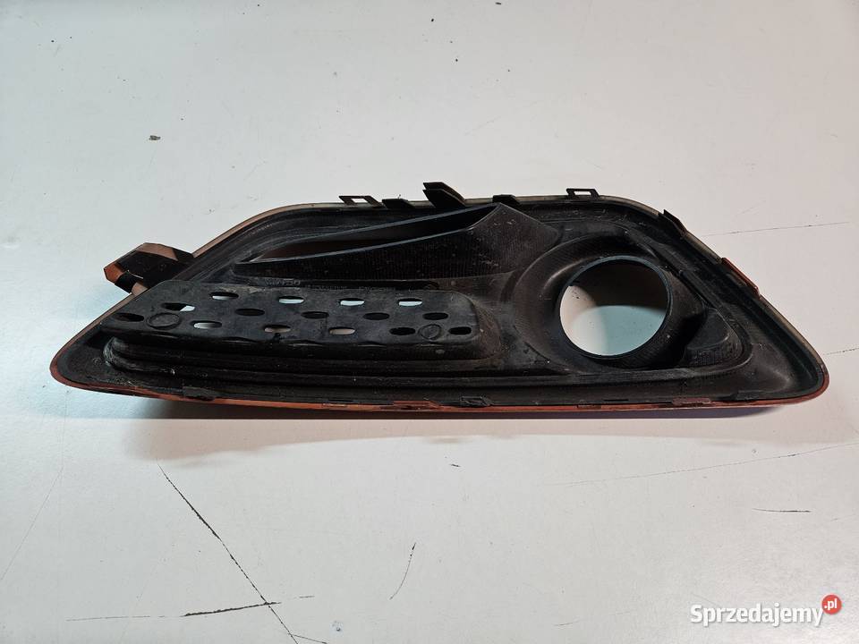 RENAULT CAPTUR I KRATKA LEWA ZDERZAKA PRZÓD Międzychód