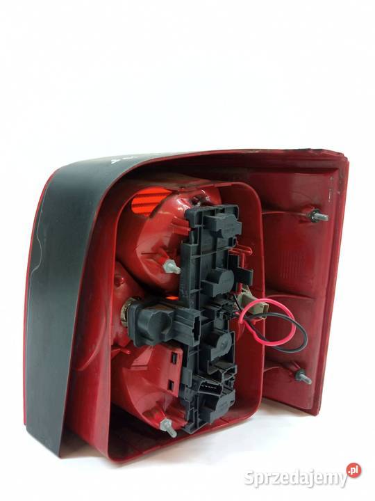LAMPA TYŁ LEWA KOMBI LIFT VW Volkswagen Passat V osobowe