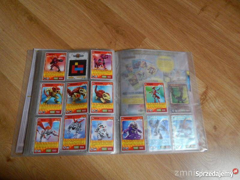 Panini INVIZIMALS album i 220 kart Koło