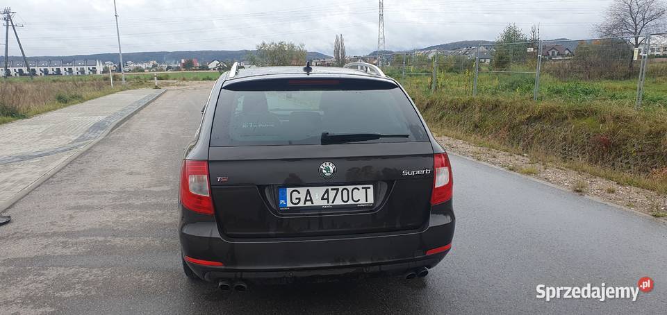 Skoda Superb LKDSG panorama webasto krajowy radio Gdynia