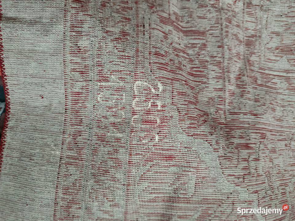 Ładny dywan na ścianę z PRL 250 195 Choszczno