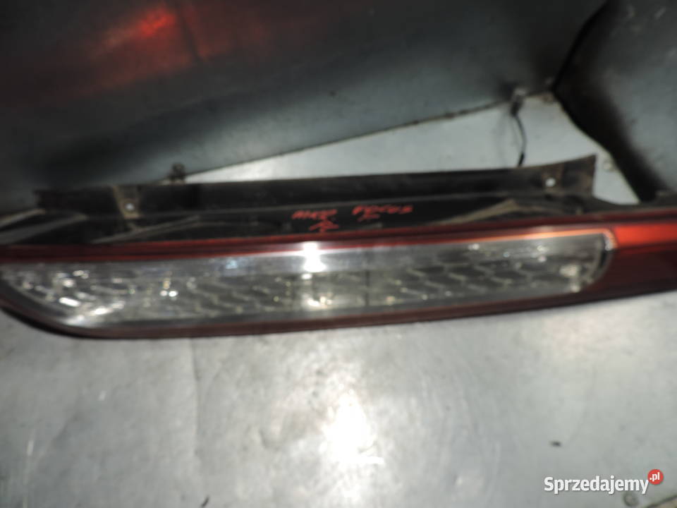 FORD FOCUS MK2 FL HB LAMPA PRAWY TYŁ małopolskie Nowy Sącz