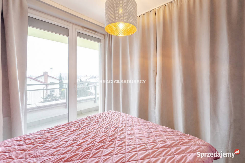 Sprzedaż mieszkania 5317m2 3 pokoje Kraków sprzedam