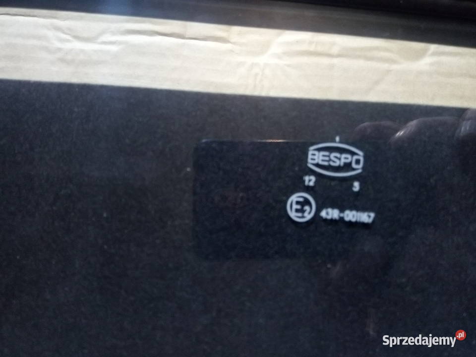 Szyby 126p 1986 r 4 sztuki Płońsk sprzedam