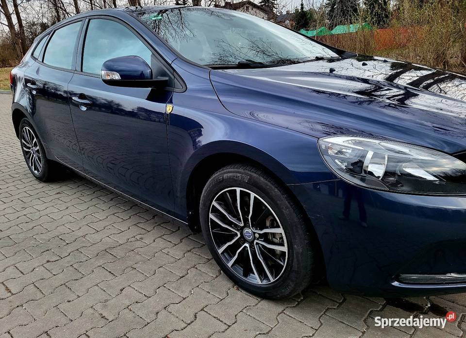 Volvo V40 20 diesel 190 2014 gniazdo SD