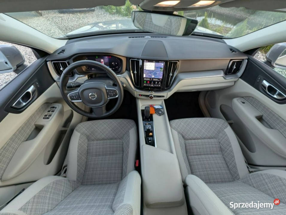 Volvo XC 60 XC 60 B4 Bogate Wyposażenie podgrzewane fotele dolnośląskie Kamienna Góra