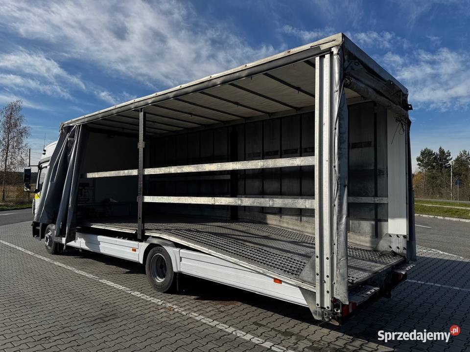Mercedes Atego 821 Autolaweta z Plandeką Pomoc hak Ostrowiec Świętokrzyski