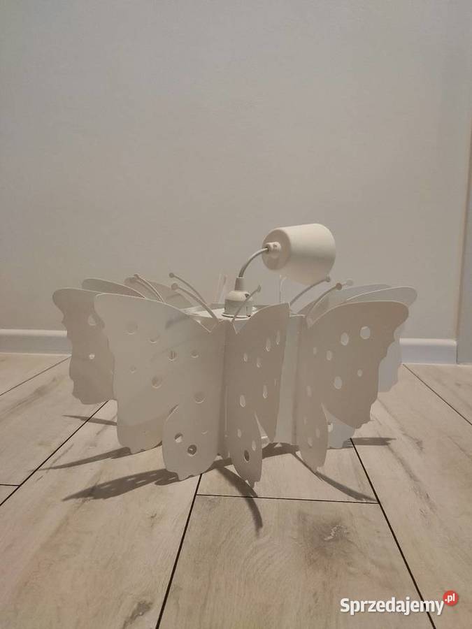 Dziecięcy żyrandol motyle biały mazowieckie Zabrodzie