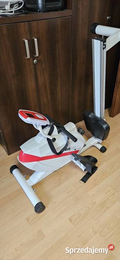 Z opaską do pomiarówWioślarz magnetyczny Sport Barlinek
