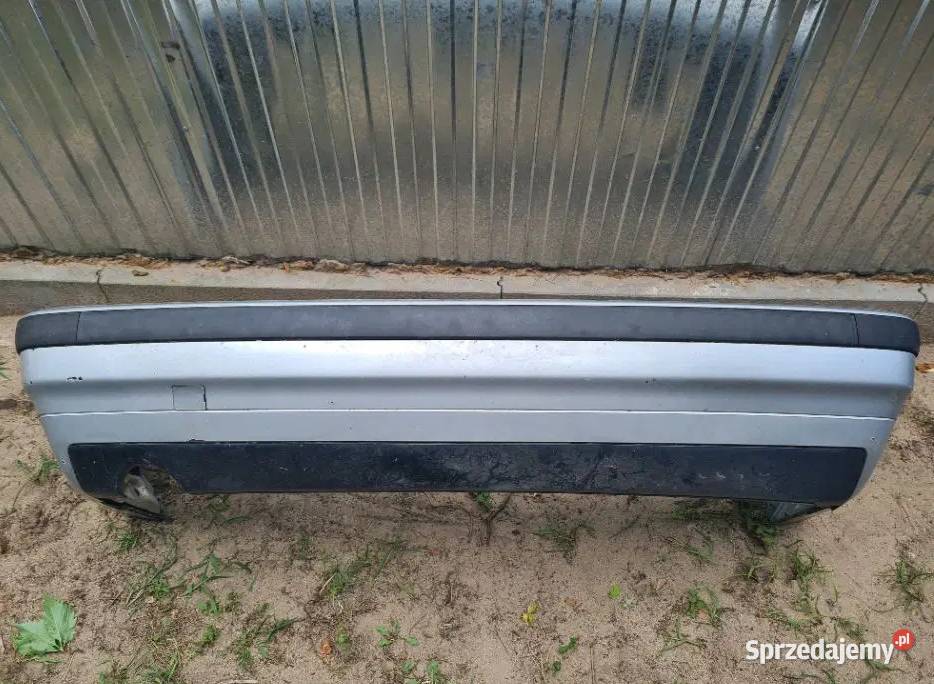 BMW E36 COUPE CABRIO ZDERZAK TYLNY TYŁ 1998 Bydgoszcz