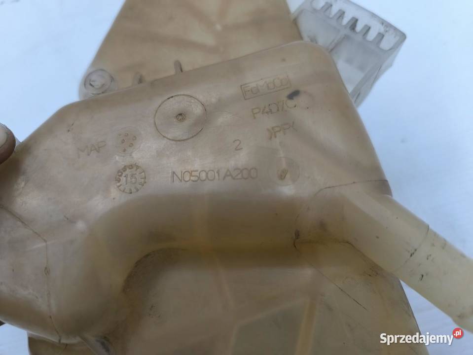 ZBIORNICZEK WYRÓWNAWCZY FORD FIESTA MK7 LIFT 10