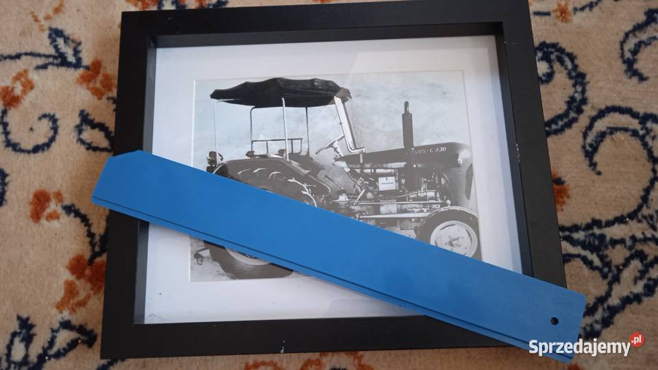 Obrazek z ciągnikiem Ursus C 330 pamiątka Lublin