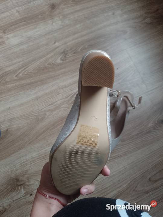 Buty Szamotuły sprzedam