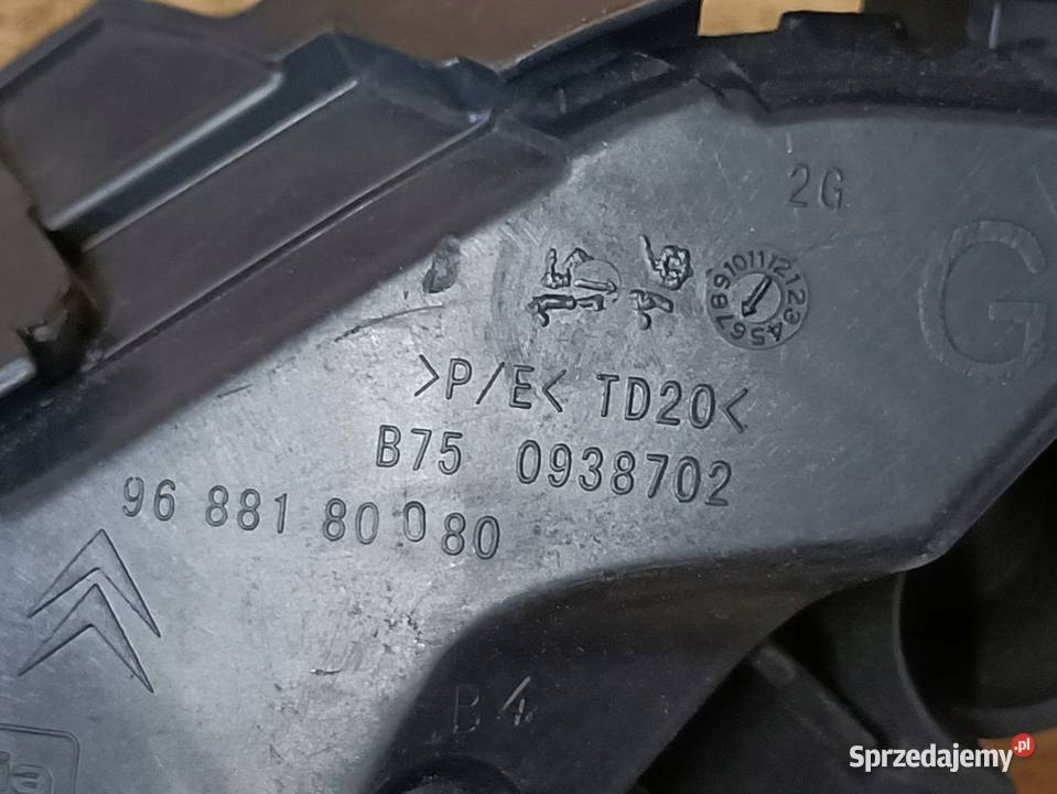CITROEN DS4 ŚLIZG ZDERZAKA LEWY TYŁ 9688180080 wielkopolskie Pleszew